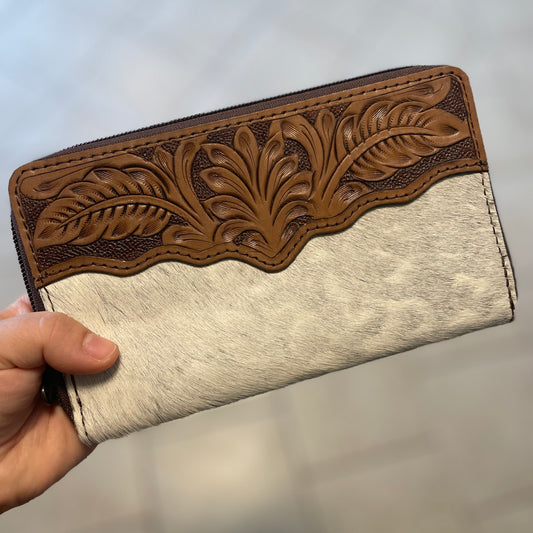 Chinook Cowhide Wallet